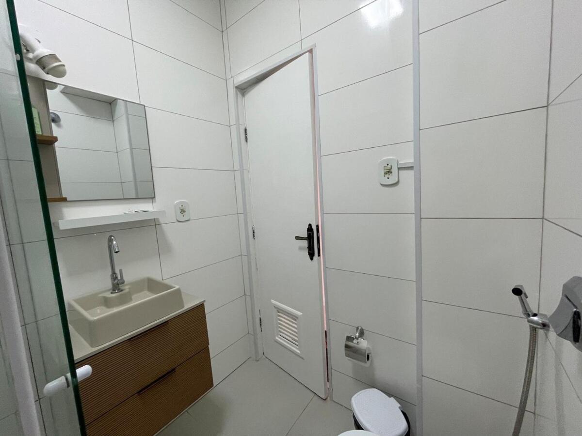 Apartamento 91 - Suh Copacabana 91 Metro *